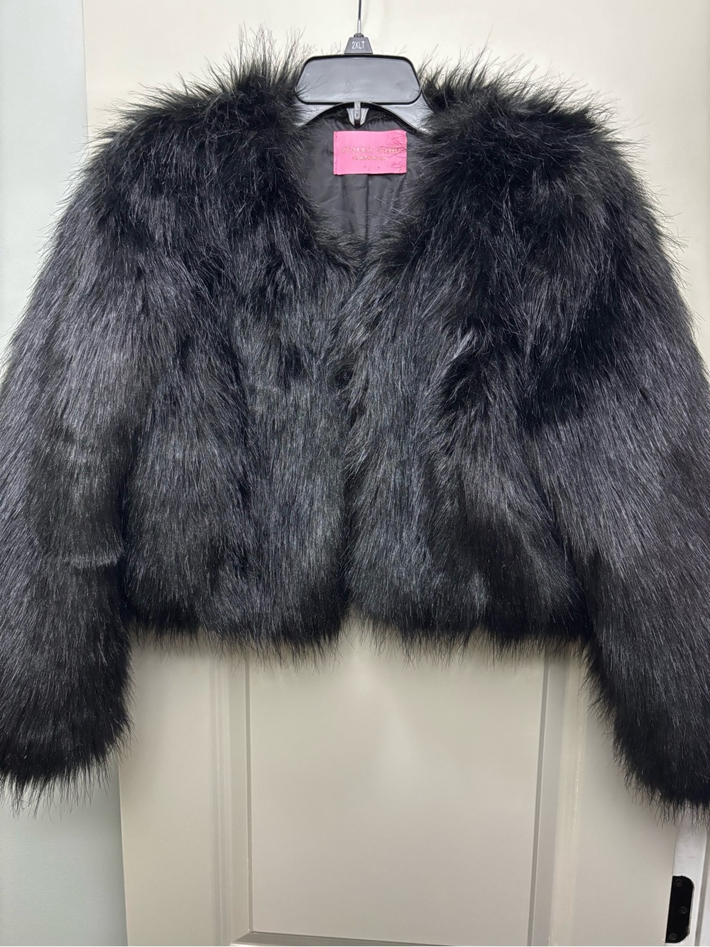Azalea Wang Black Bolero Faux Fur Cropped Jacket Coat Vest Shrug Medium